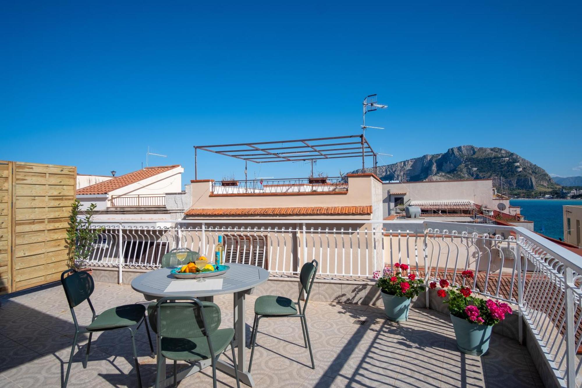 Mondello Sunsea House Apartment Exterior photo