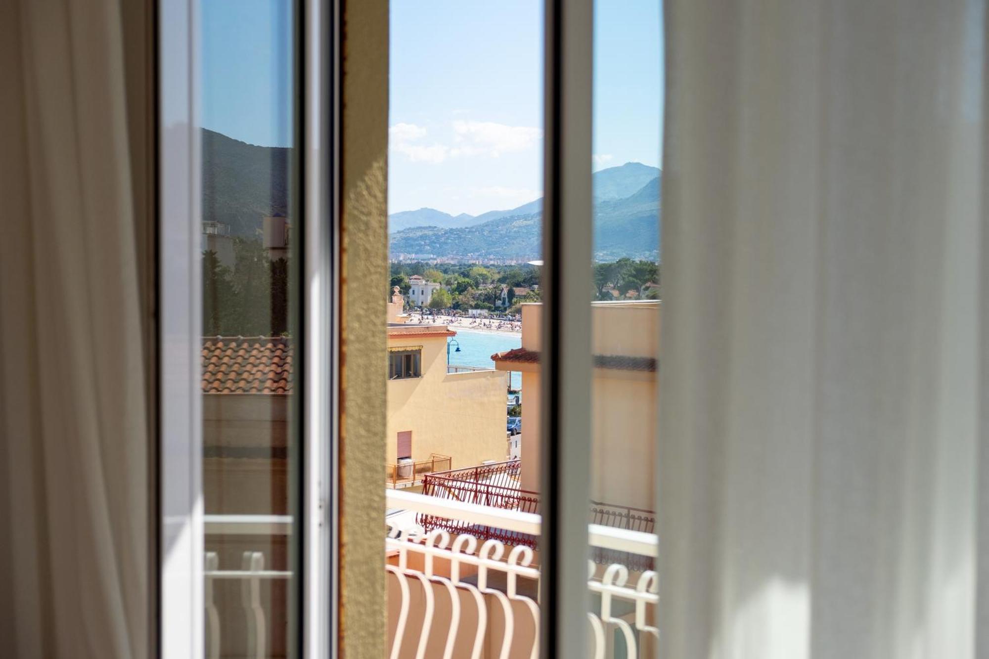 Mondello Sunsea House Apartment Exterior photo
