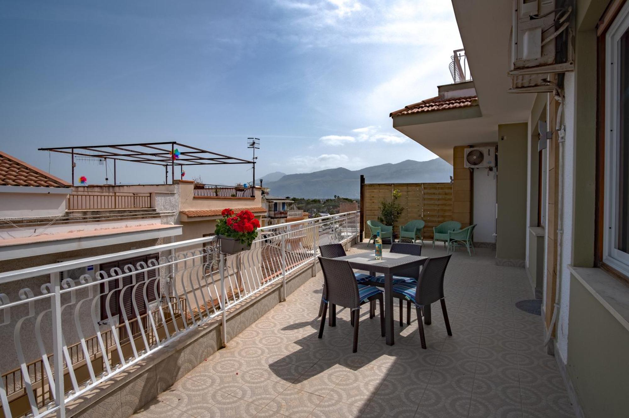 Mondello Sunsea House Apartment Exterior photo