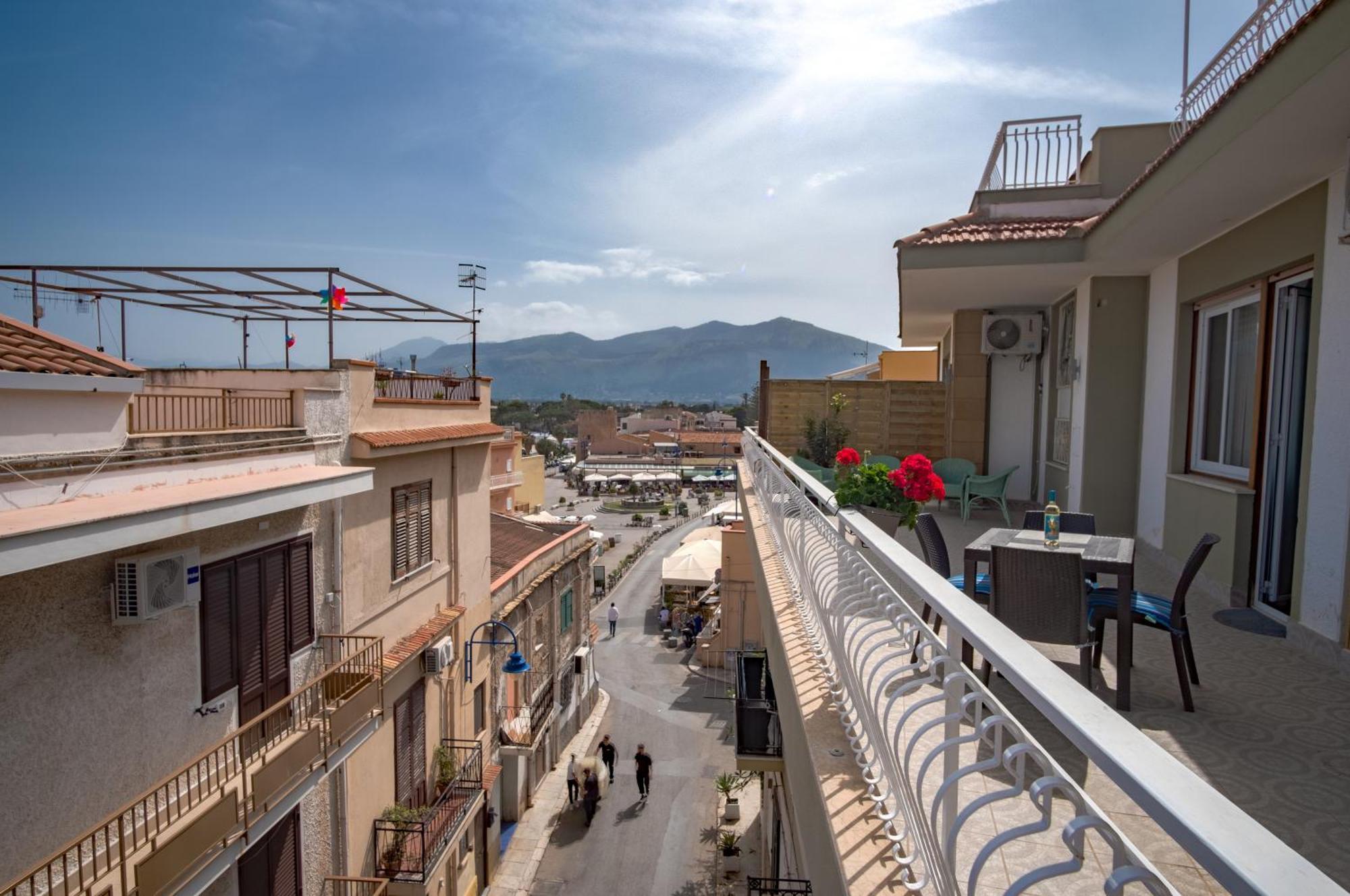 Mondello Sunsea House Apartment Exterior photo