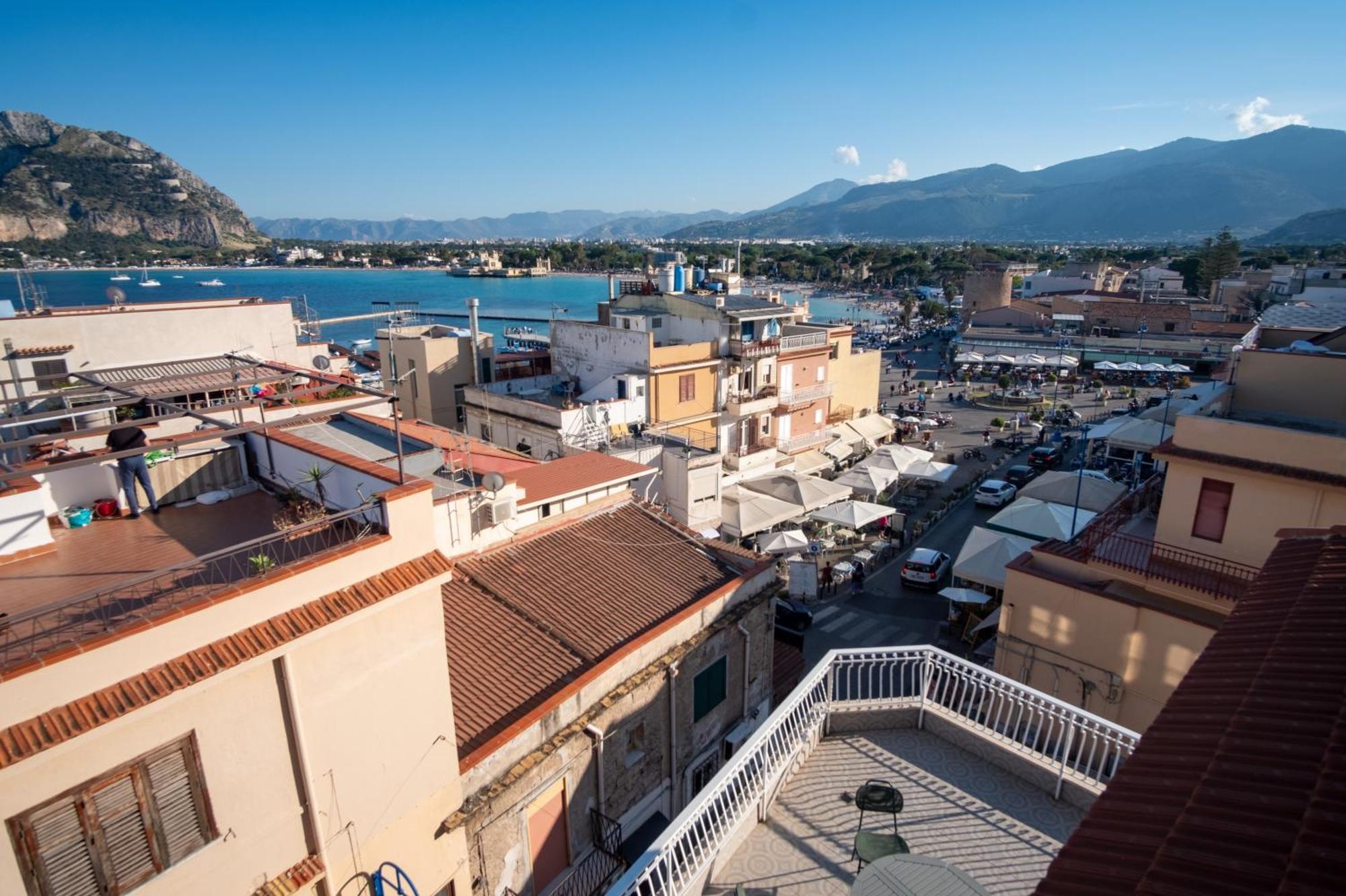 Mondello Sunsea House Apartment Exterior photo